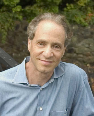 Photo of Ray Kurzweil.